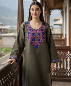 Aruniti Kashmiri Embroidered Pheran – Olive Green